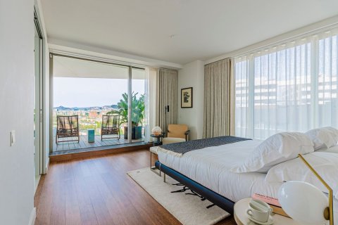 Apartamento de 3 dormitorios en venta en Barcelona, Cataluña, Spain № 3609 - foto 13