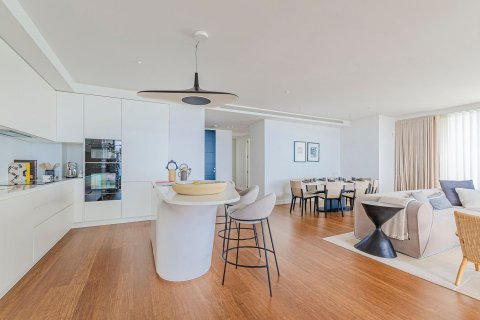 Apartamento de 3 dormitorios en venta en Barcelona, Cataluña, Spain № 3609 - foto 10