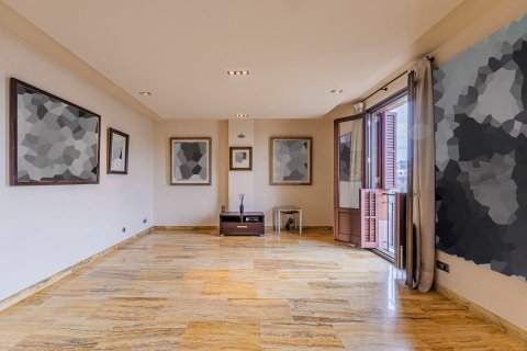 Apartamento de 3 dormitorios en venta en Barcelona, Cataluña, Spain № 6231 - foto 5