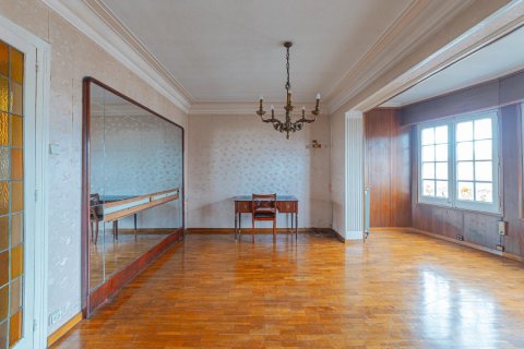 Купить квартиру в Барселона, Испания с 5 комнат, 130м², № 6230 - фото 24