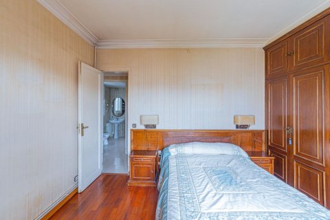 Купить квартиру в Барселона, Испания с 5 комнат, 130м², № 6230 - фото 19