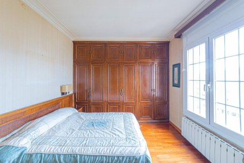 Купить квартиру в Барселона, Испания с 5 комнат, 130м², № 6230 - фото 25