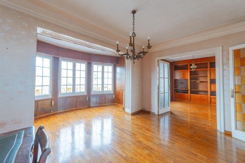 Купить квартиру в Барселона, Испания с 5 комнат, 130м², № 6230 - фото 26