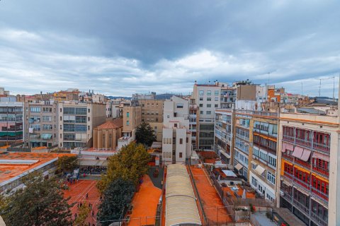 Купить квартиру в Барселона, Испания с 5 комнат, 130м², № 6230 - фото 22