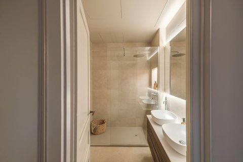 3 chambres apartment à vendre à Barcelona, Catalonia, Spain № 6229 - photo 23