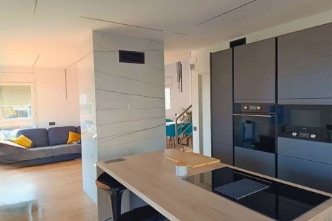Сasa de 4 dormitorios en venta en Calafell, Tarragona, Cataluña, Spain № 6228 - foto 23