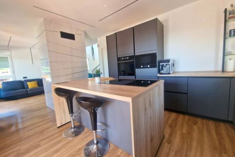 Сasa de 4 dormitorios en venta en Calafell, Tarragona, Cataluña, Spain № 6228 - foto 26