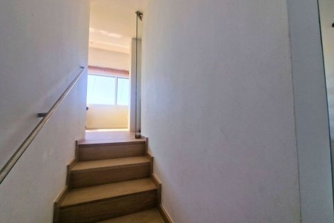 Сasa de 4 dormitorios en venta en Calafell, Tarragona, Cataluña, Spain № 6228 - foto 30