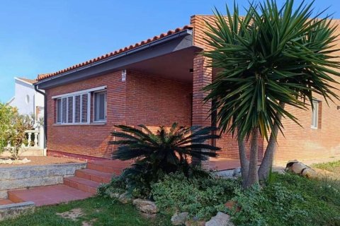 Сasa de 4 dormitorios en venta en Calafell, Tarragona, Cataluña, Spain № 6228 - foto 6