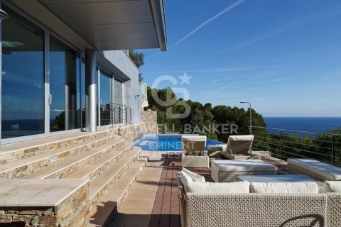 Villa de 4 dormitorios en venta en Palafrugell, Gerona, Cataluña, Spain № 5765 - foto 2
