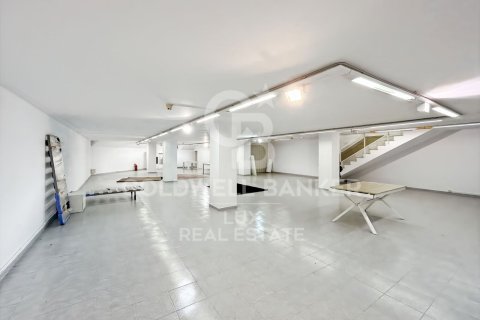 Propiedad comercial de 457 m² en venta en Roses, Gerona, Cataluña, Spain № 5769 - foto 8