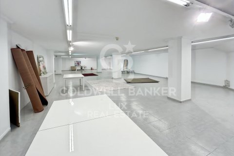Propiedad comercial de 457 m² en venta en Roses, Gerona, Cataluña, Spain № 5769 - foto 10