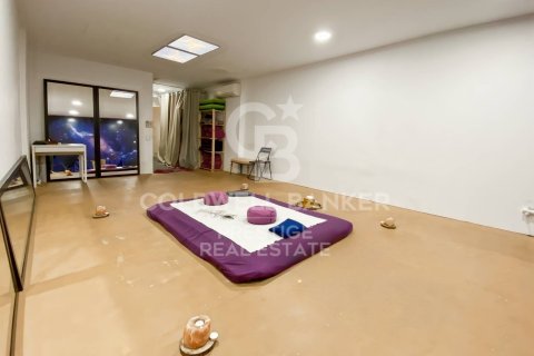 Propiedad comercial de 153 m² en venta en Barcelona, Cataluña, Spain № 5764 - foto 20
