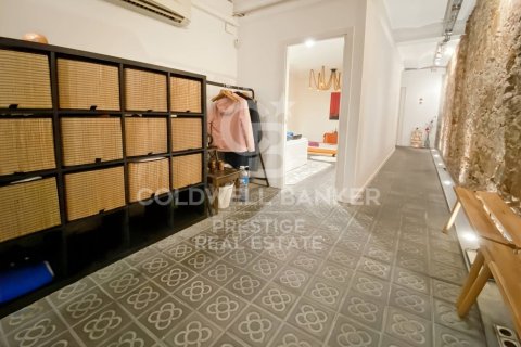 Propiedad comercial de 153 m² en venta en Barcelona, Cataluña, Spain № 5764 - foto 9