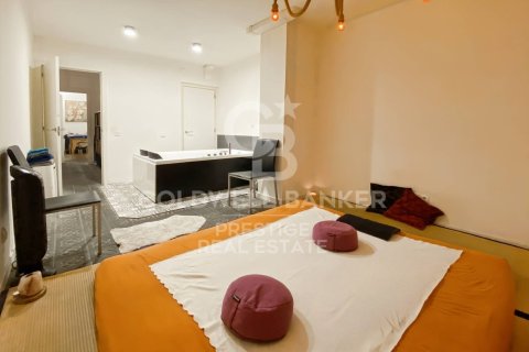 Propiedad comercial de 153 m² en venta en Barcelona, Cataluña, Spain № 5764 - foto 13