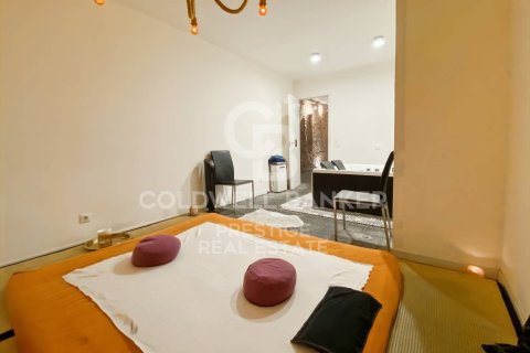Propiedad comercial de 153 m² en venta en Barcelona, Cataluña, Spain № 5764 - foto 12