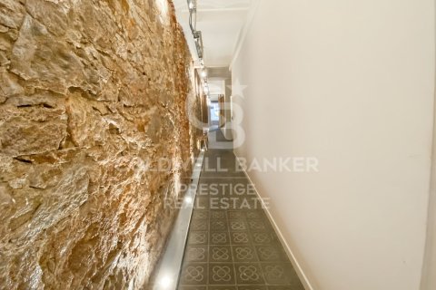 Propiedad comercial de 153 m² en venta en Barcelona, Cataluña, Spain № 5764 - foto 6