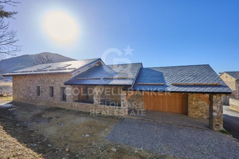 Сasa de 3 dormitorios en venta en Cataluña, Spain № 5767 - foto 28