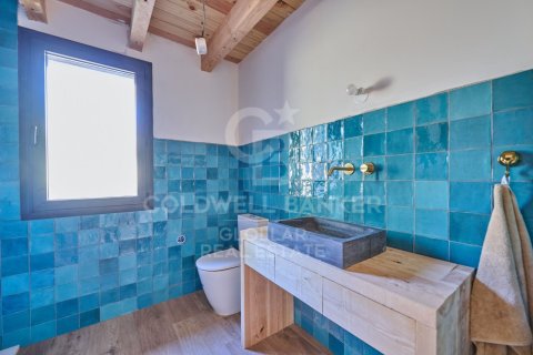 Сasa de 3 dormitorios en venta en Cataluña, Spain № 5767 - foto 16
