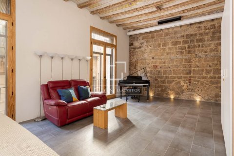 Apartamento de 1 dormitorio en venta en Barcelona, Cataluña, Spain № 3883 - foto 3