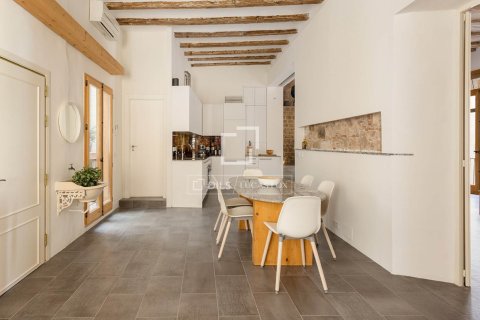 Apartamento de 1 dormitorio en venta en Barcelona, Cataluña, Spain № 3883 - foto 2