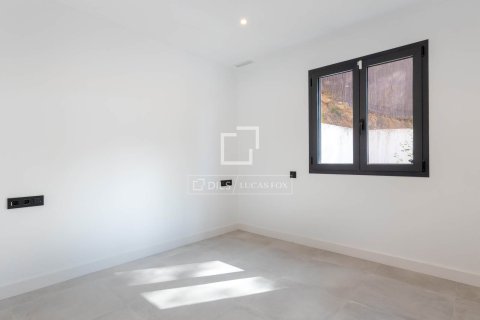 Villa de 4 dormitorios en venta en Vallromanes, Barcelona, Cataluña, Spain № 3885 - foto 16