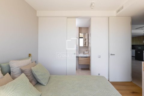 Villa de 6 dormitorios en venta en Montgat, Barcelona, Cataluña, Spain № 3884 - foto 24
