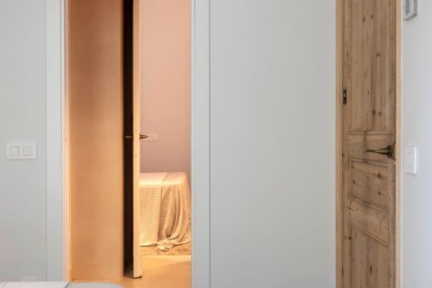 3 bedrooms apartment for sale in Barcelona, Catalonia, Spain № 4763 - photo 22
