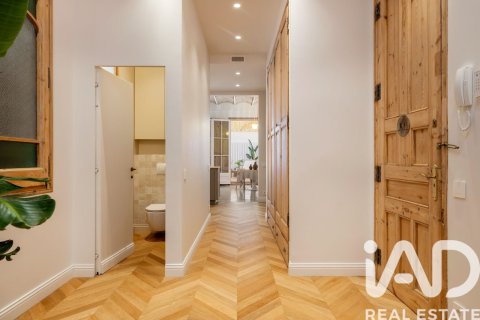 3 bedrooms apartment for sale in Barcelona, Catalonia, Spain № 4763 - photo 4