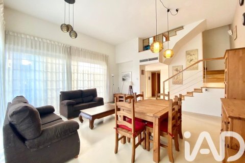 Сasa de 4 dormitorios en venta en Cambrils, Tarragona, Cataluña, Spain № 4759 - foto 3