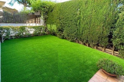 Сasa de 4 dormitorios en venta en Cambrils, Tarragona, Cataluña, Spain № 4759 - foto 9