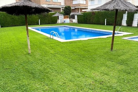 Сasa de 4 dormitorios en venta en Cambrils, Tarragona, Cataluña, Spain № 4759
