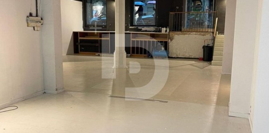 Propiedad comercial de 190 m² en venta en L'Eixample, Barcelona, Cataluña, Spain № 4554