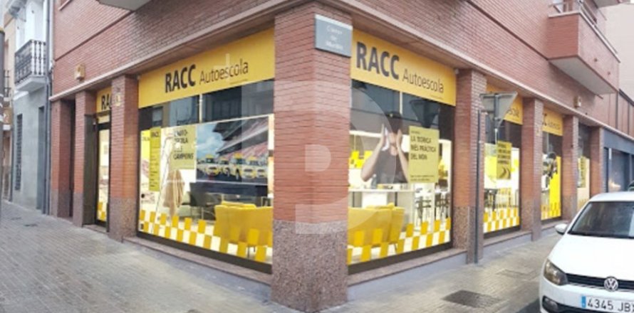 Estudio en venta en L'Eixample, Barcelona, Cataluña, Spain № 4553