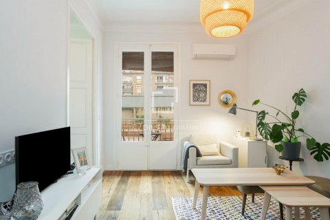 2 bedrooms apartment for sale in Barcelona, Catalonia, Spain № 8779 - photo 9