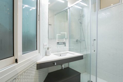 2 bedrooms apartment for sale in Barcelona, Catalonia, Spain № 8779 - photo 22