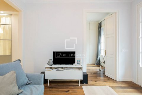 2 bedrooms apartment for sale in Barcelona, Catalonia, Spain № 8779 - photo 13