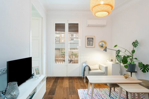 2 bedrooms apartment for sale in Barcelona, Catalonia, Spain № 8779