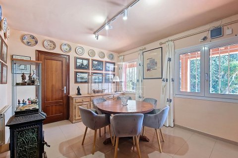 Купить финку в Виланова-и-ла-Желтру, Испания с 5 спален, 248м², № 8777 - фото 21