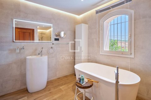 Villa de 6 dormitorios en venta en Cabrera de Mar, Barcelona, Cataluña, Spain № 8770 - foto 20