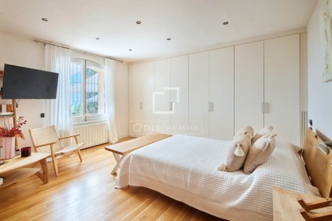 Villa de 6 dormitorios en venta en Cabrera de Mar, Barcelona, Cataluña, Spain № 8770 - foto 23