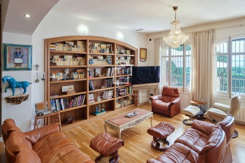 Villa de 6 dormitorios en venta en Cabrera de Mar, Barcelona, Cataluña, Spain № 8770 - foto 11