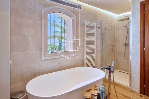 Villa de 6 dormitorios en venta en Cabrera de Mar, Barcelona, Cataluña, Spain № 8770 - foto 21