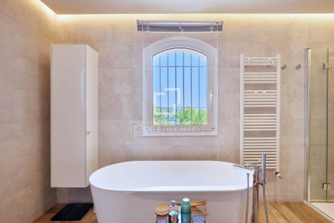 Villa de 6 dormitorios en venta en Cabrera de Mar, Barcelona, Cataluña, Spain № 8770 - foto 22