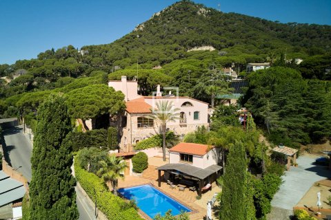 Villa de 6 dormitorios en venta en Cabrera de Mar, Barcelona, Cataluña, Spain № 8770 - foto 4