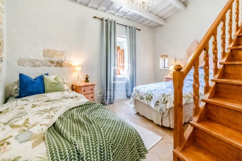 Finca de 8 dormitorios en venta en Sitges, Barcelona, Cataluña, Spain № 8778 - foto 25