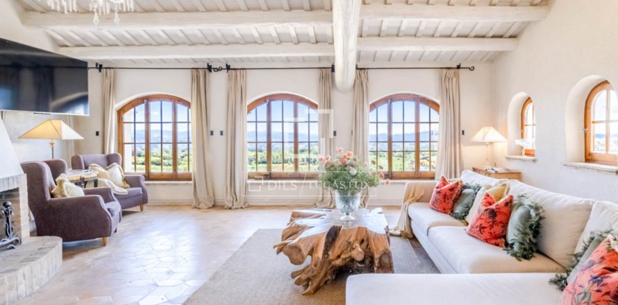 Finca de 8 dormitorios en venta en Sitges, Barcelona, Cataluña, Spain № 8778