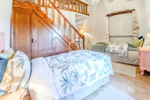 Finca de 8 dormitorios en venta en Sitges, Barcelona, Cataluña, Spain № 8778 - foto 18