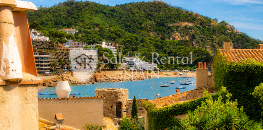 7 bedrooms house for sale in Tossa de Mar, Girona, Catalonia, Spain № 7597