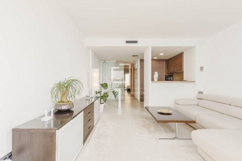 Ático de 1 dormitorio en venta en Barcelona, Cataluña, Spain № 8758 - foto 9